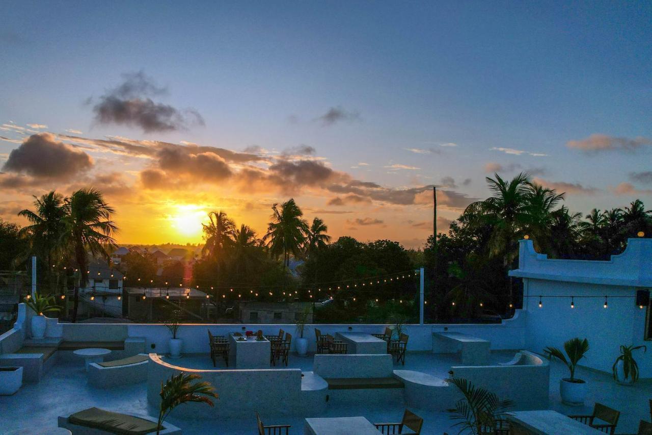 Paje White House Hotel Exterior photo